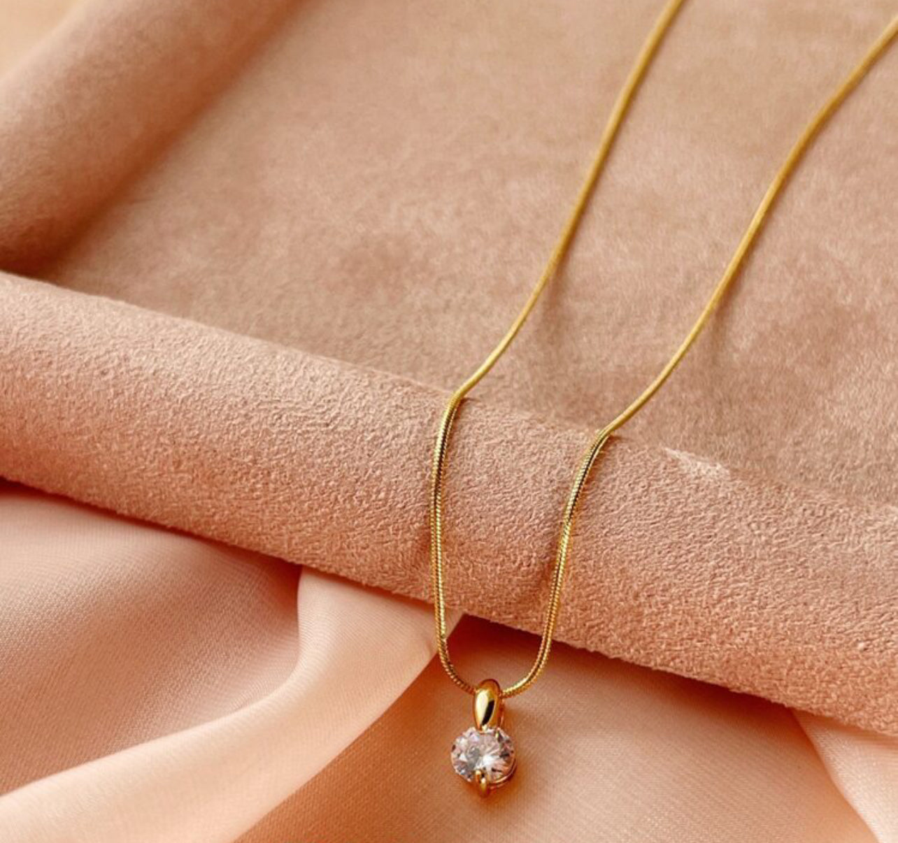 Diamond pendant necklace | Accessories