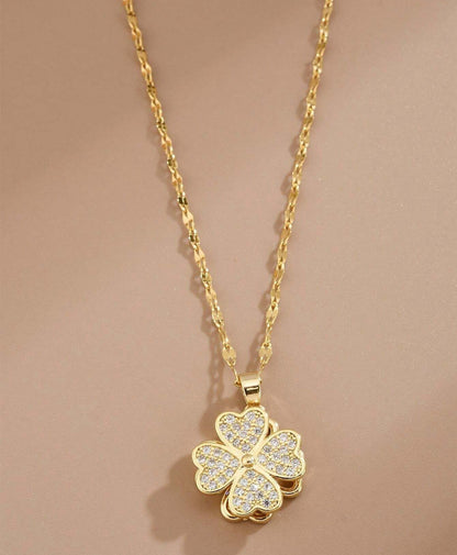 Rotating clover leaf necklace | Accessories